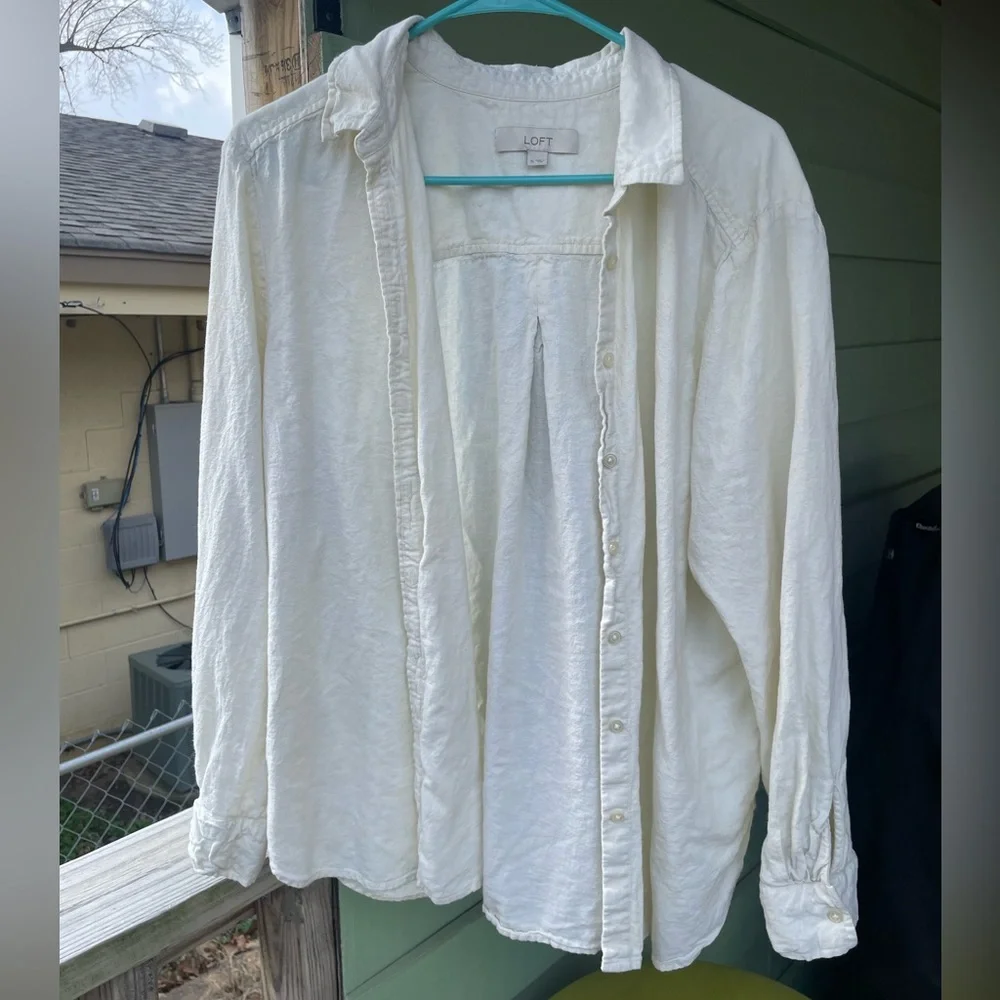LOFT Button Up - Picture 1 of 2